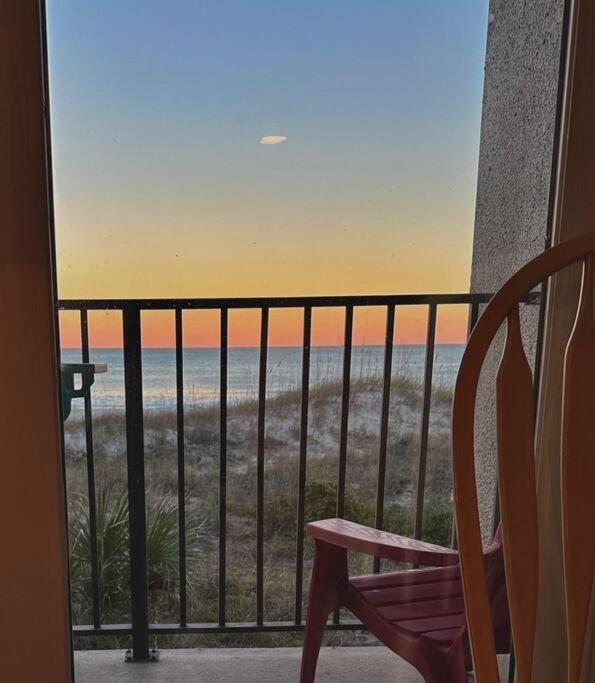 Oceanfront Retreat With A Remarkable View. New! شاطئ فينماندينا المظهر الخارجي الصورة